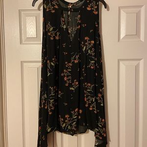 Free People shark bite, sleeveless, floral tunic
